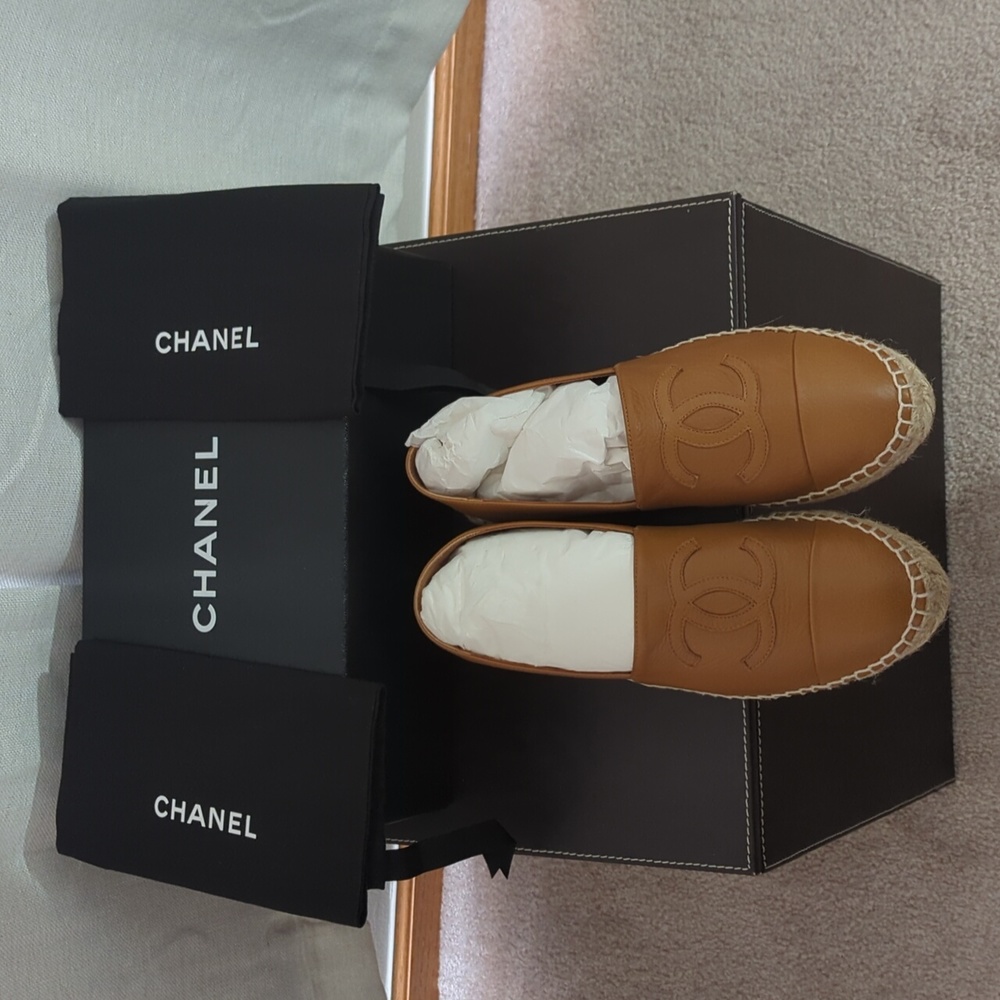 AUTHENTIC TAN CHANEL ESPADRILLES